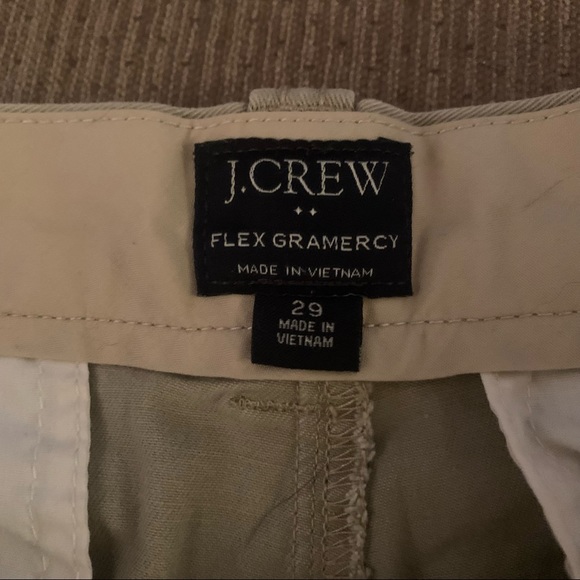 J. Crew Flex Gramercy khaki shorts. 29w - Picture 3 of 3